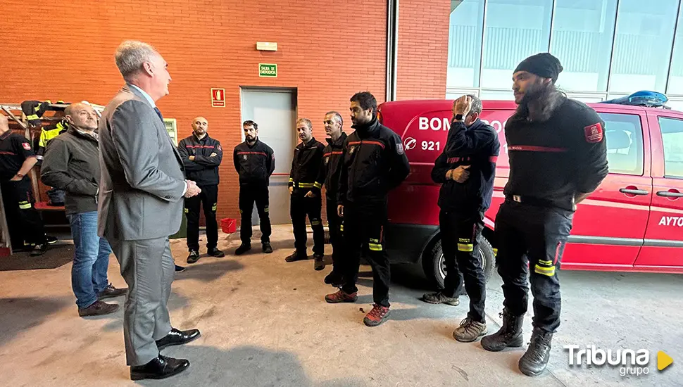 Un nuevo retén de cinco bomberos de Segovia se desplaza a los pueblos afectados por la DANA 