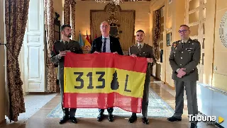 Una bandera, una academia, una ciudad