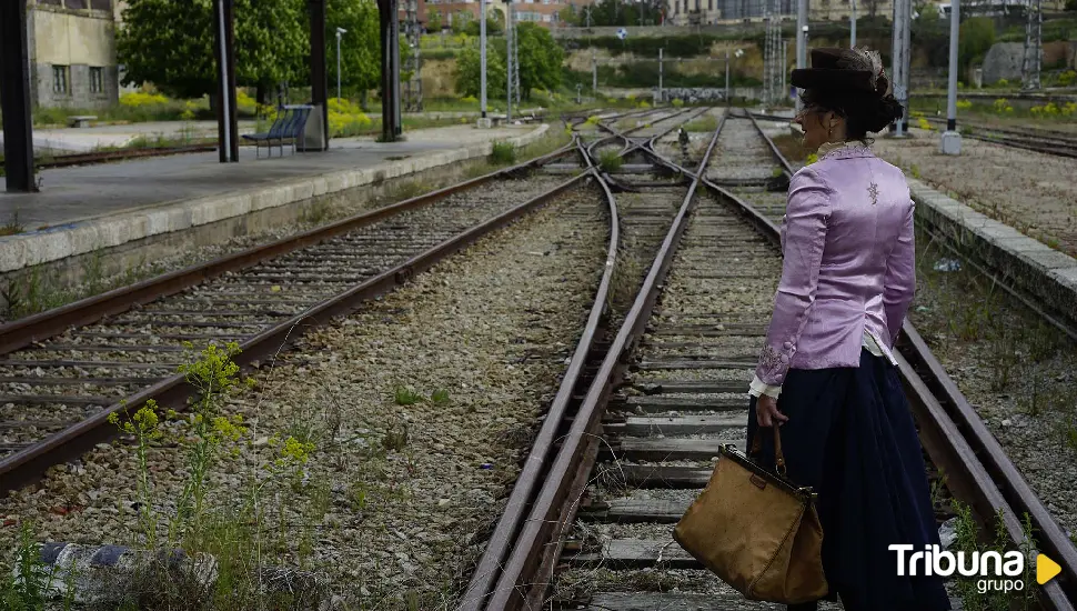 El tren de Antonio Machado termina la temporada con 3.000 viajeros de visita a Segovia