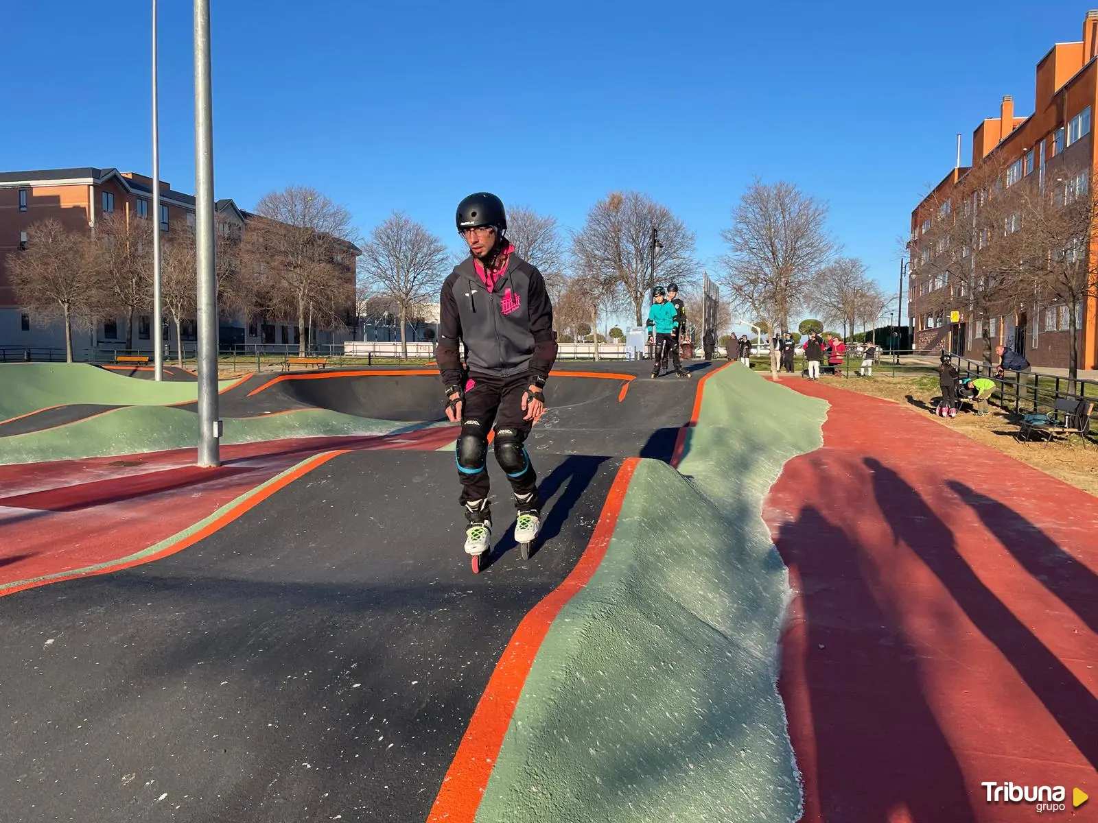 Abre al público la pista municipal de patinaje en el barrio de Nueva Segovia